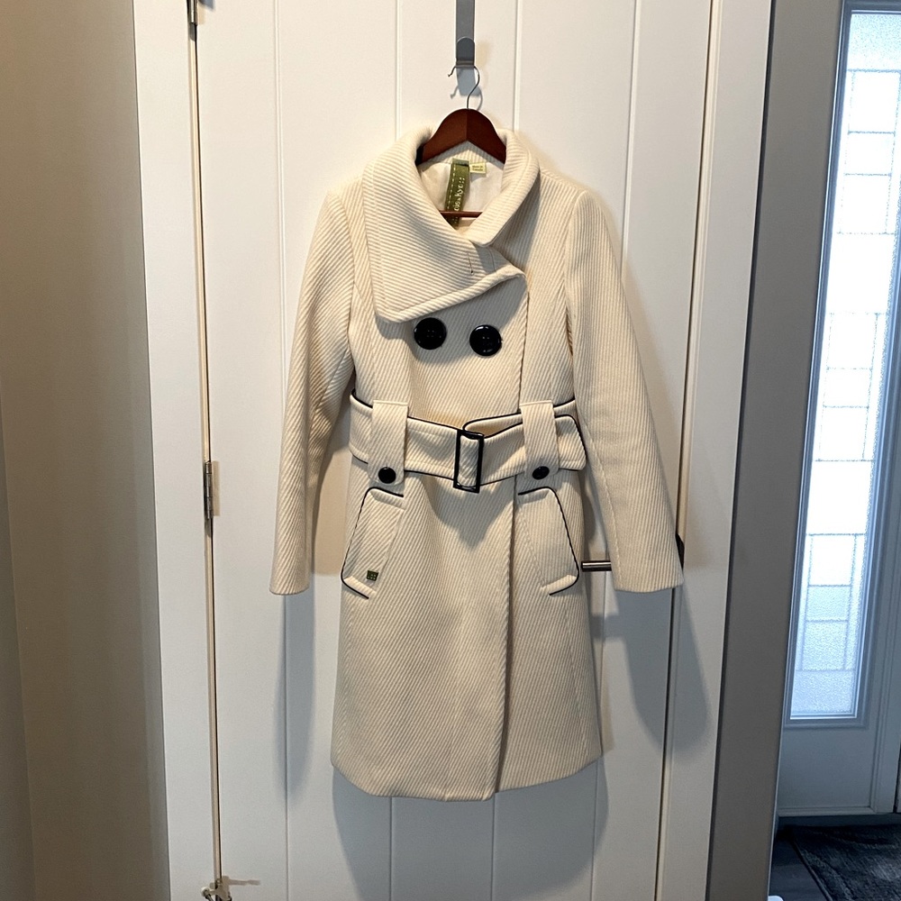 Soia & Kyo Trench